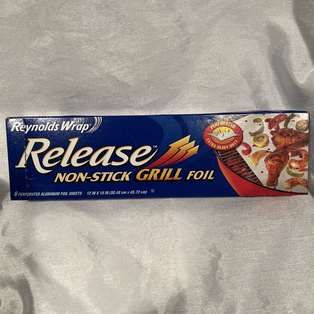 Vintage- 2003 Reynolds Wrap Release‎ Non-Stick Grill Foil Perforated 6 Sheets